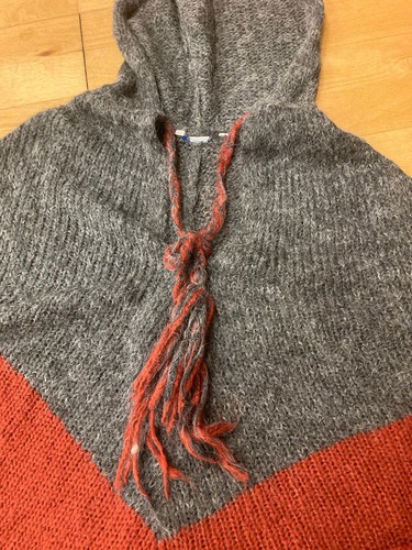 Wool Blend Hooded Poncho - Picture 5 of 7