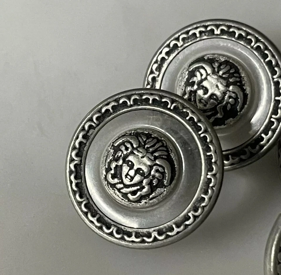 Medusa Botones Plata/Negro Vástago Metal (6) Piezas. ¡Envío gratis! Foto 2 de 4