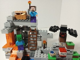 LEGO Minecraft The Cave #21113 100% Complete w/Box PLUS 8.5" STEVE Action Figure