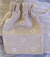 5 Pc Small Linen Gift Jewelry Bags Hessian Drawstring Natural with Daisy Print