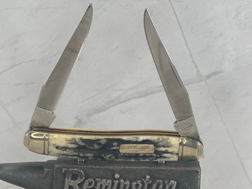 Navaja de bolsillo Colt Firearms CT245 Muskrat 2 hojas ciervo negro con caja de exhibición Foto 3 de 4