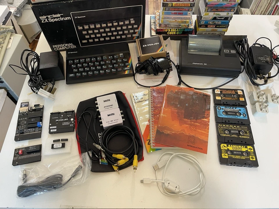 Ultimate ZX Spectrum - 48K, Composite, DivMMC, Tape Games, Box + Extras! - Image 4 of 4