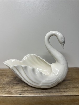 Lenox White Swan Figurine Vintage Ring  Dish Trinket Dish Beautiful Details