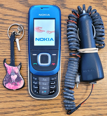 Nokia 2680 Slide - Blue ( Consumer Cellular / Unlocked ) Very Rare Slider Phone