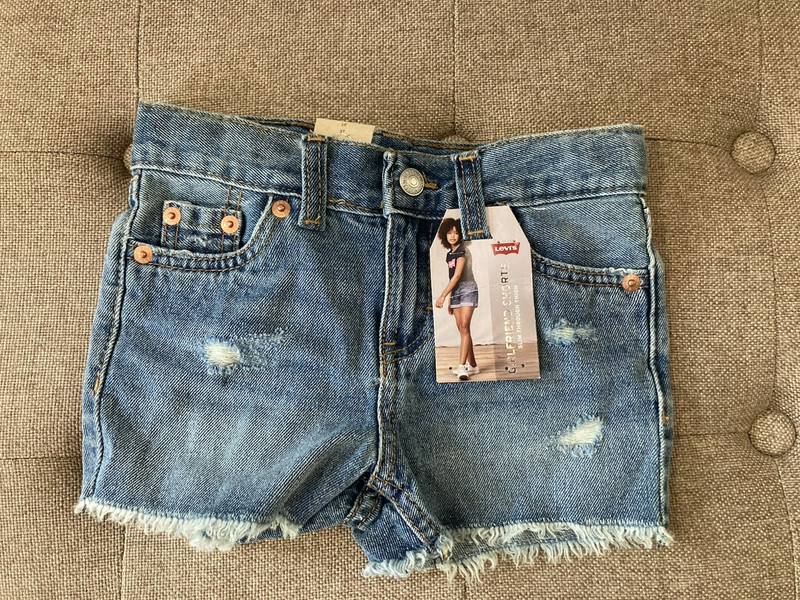 LEVI'S GIRL'S Girlfriend Denim Jean Shorts size 3T Adjustable Waist NWT