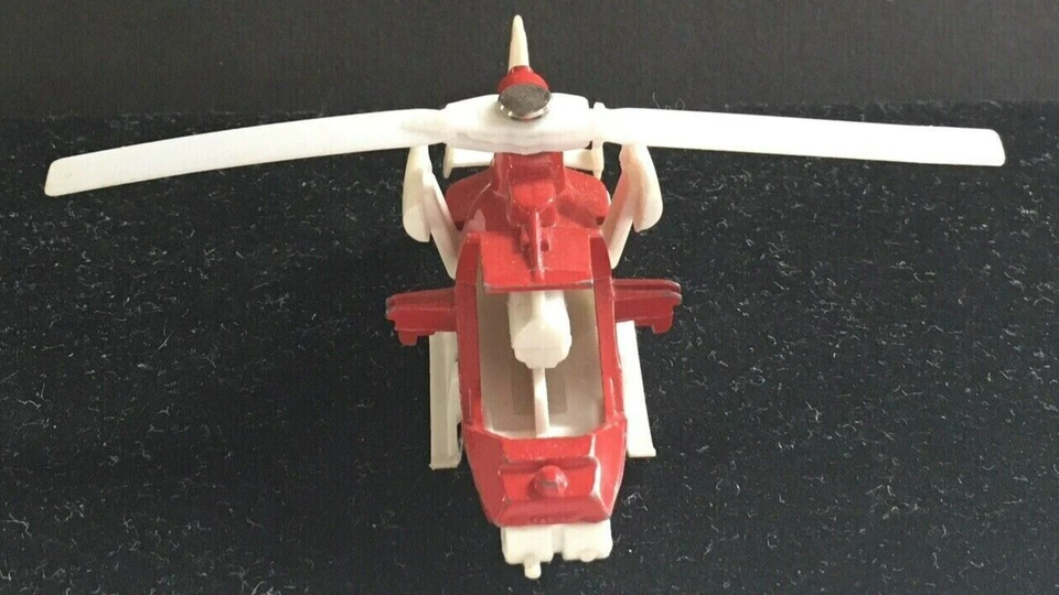 Helicóptero Matchbox Mission. Escala 1:64. Sheffif Air 1 Hecho en Macao. Foto 3 de 4