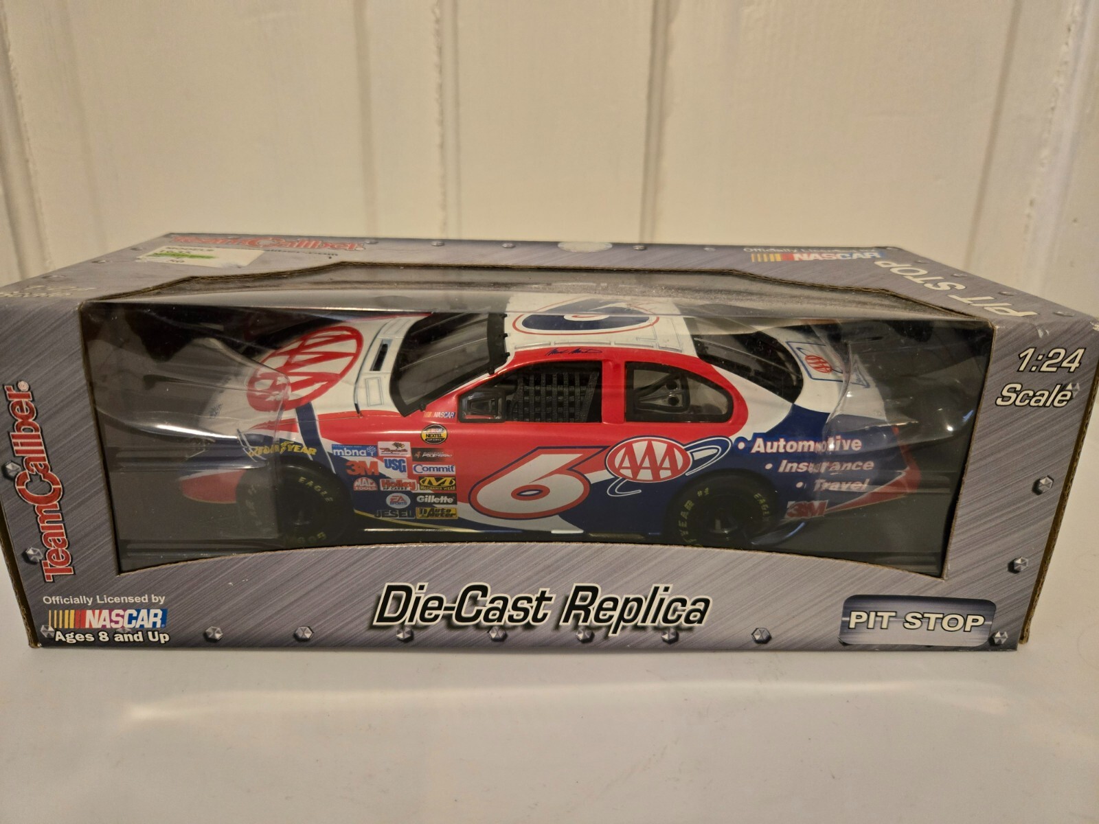 Picture 1 of 4