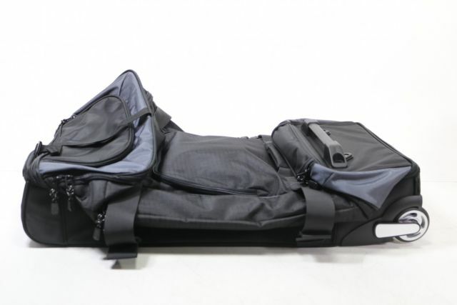 amazonbasics ripstop wheeled duffel