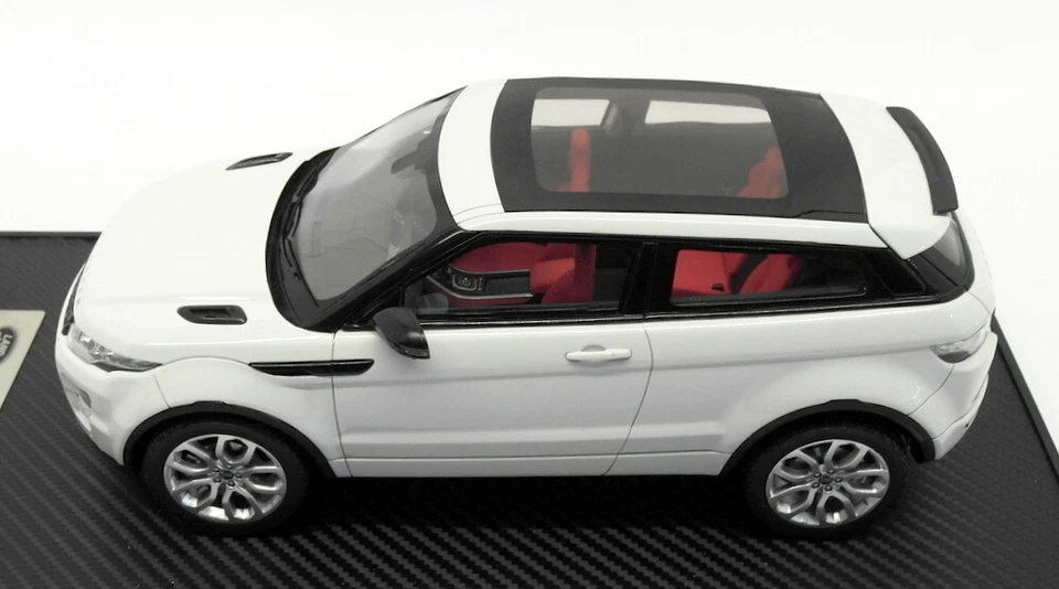 Century Dragon 1/18 Scale CDLR-1002 - 2011 Range Rover Evoque - White - Image 4 of 4