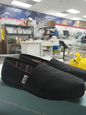 NEW & AUTHENTIC TOMS CLASSIC ALPARGATAS WOMEN'S CANVAS SHOES - US SIZES 5.5 (22)