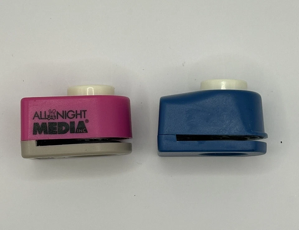 Lot of 2 Paper Punch Tools Floral & Snowflake Crafts Scrapbooking Card Making - Image 4 of 4