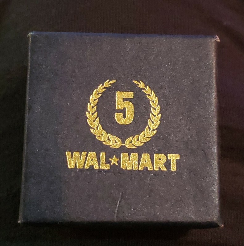 Walmart 5 Year Service Pin • Brand New in Original Box Gold Tone