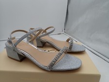 Jewel Badgley Mischka Aaliyah Block Heel Sandal size 5.5