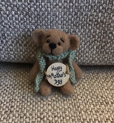Niedlicher Teddybär mit Nadelgelenken aus OOAK ~ handgefertigtes Muttertagsgeschenk von Jen x