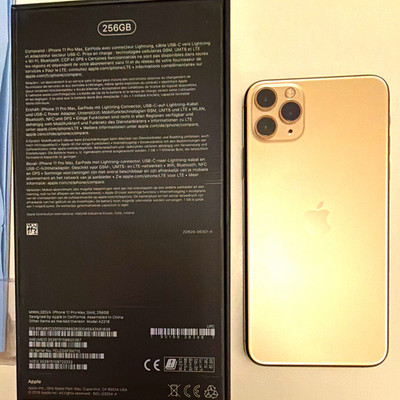 Apple iPhone 11 Pro Max 256 GB Gold ohne Simlock (MWHL2ZD/A, A2218)