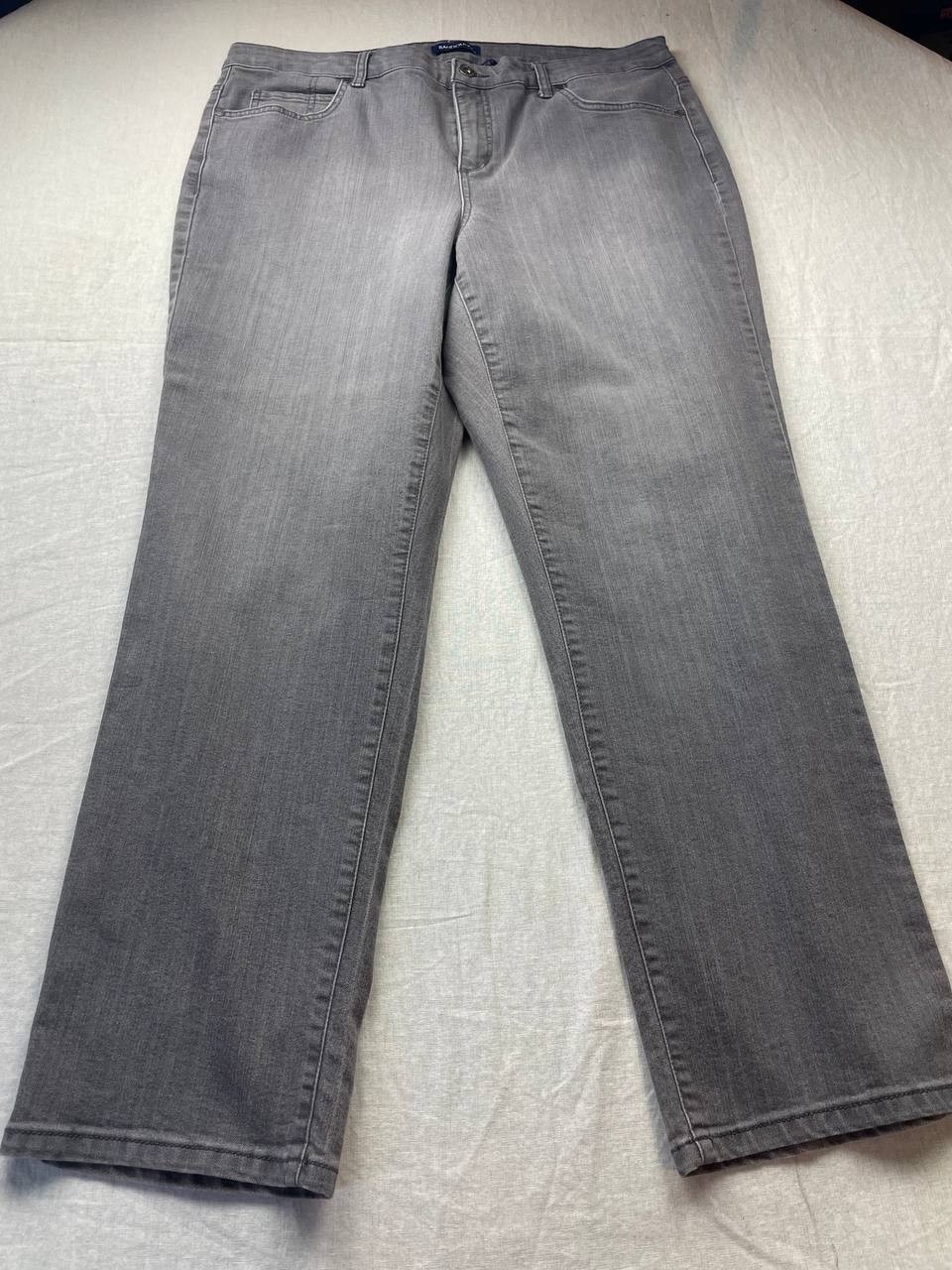 Bandolino Jeans Womens Size 18W Gray Denim Mandie Straight Mid Rise Pockets