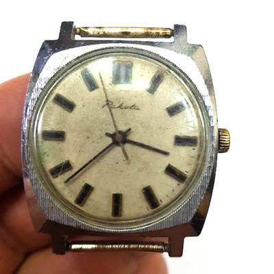 VINTAGE SOVIET RUSSIA USSR WRIST MENS WATCH RAKETA MEHANICS WORKING RARE