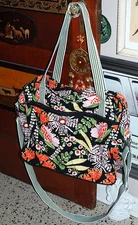 Thirty-One 31 Retro Metro LARGE TRAVEL TOTE/OVERNIGHT BAG Retired VIBRANT FLORAL