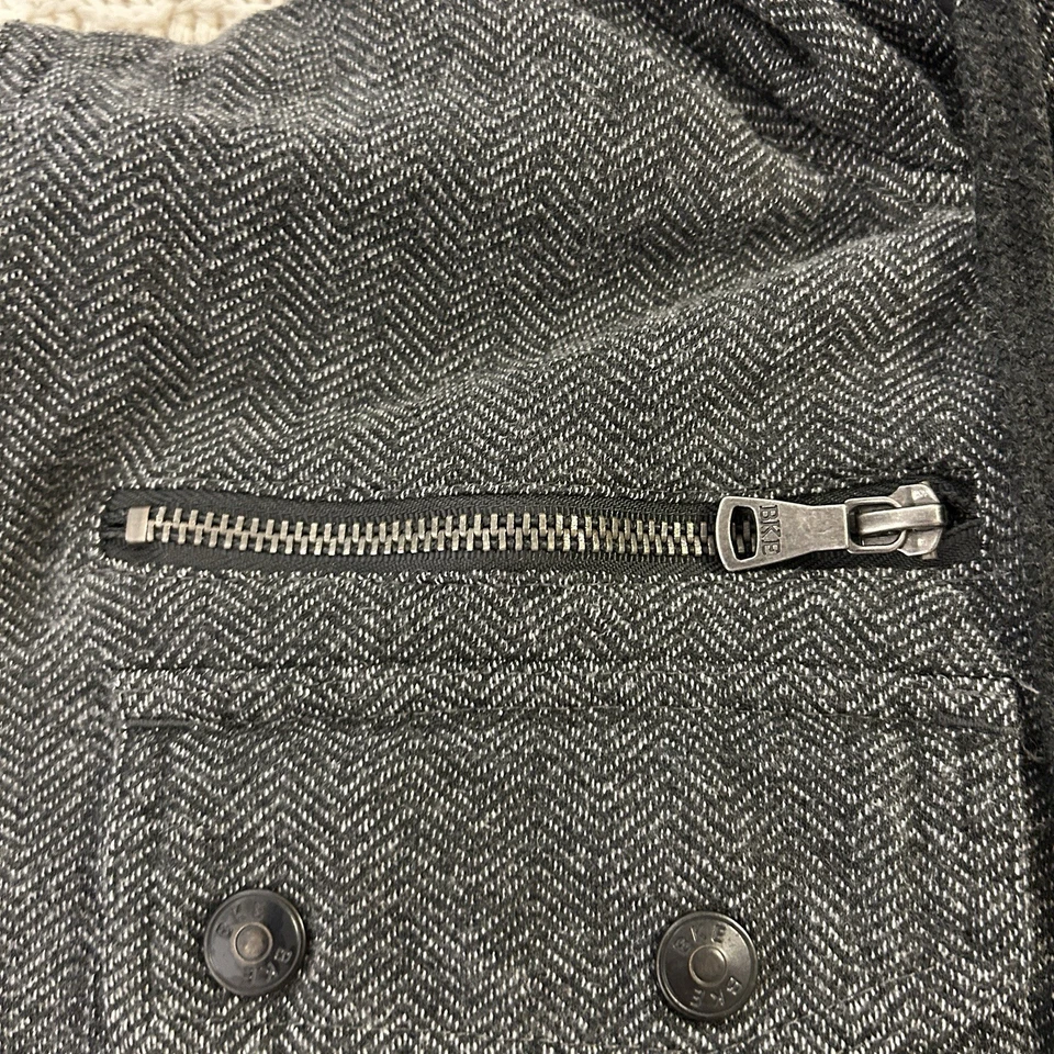 Abrigo con hebilla BKE Rover para hombre XL delgado 4 bolsillos sudadera con capucha gris carbón Foto 3 de 4