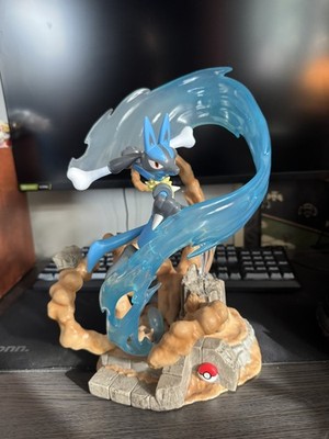 Lucario Pokemon Select  Deluxe 13'' Collector Figure Light Fx Working RARE!
