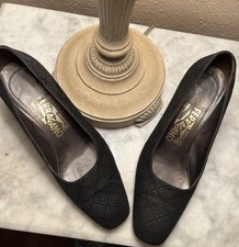 VTG Salvatore Ferragamo Shoes Heels womens sz 7 B Black Suede Pattern