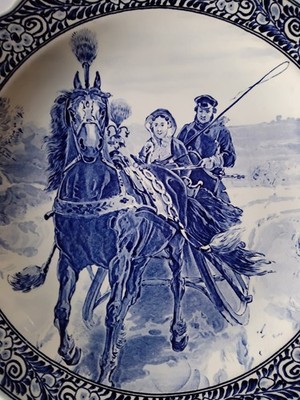 Delft Wandteller Royal Sphinx Maastricht, 40 cm, Schlitten /Kutscher Motiv