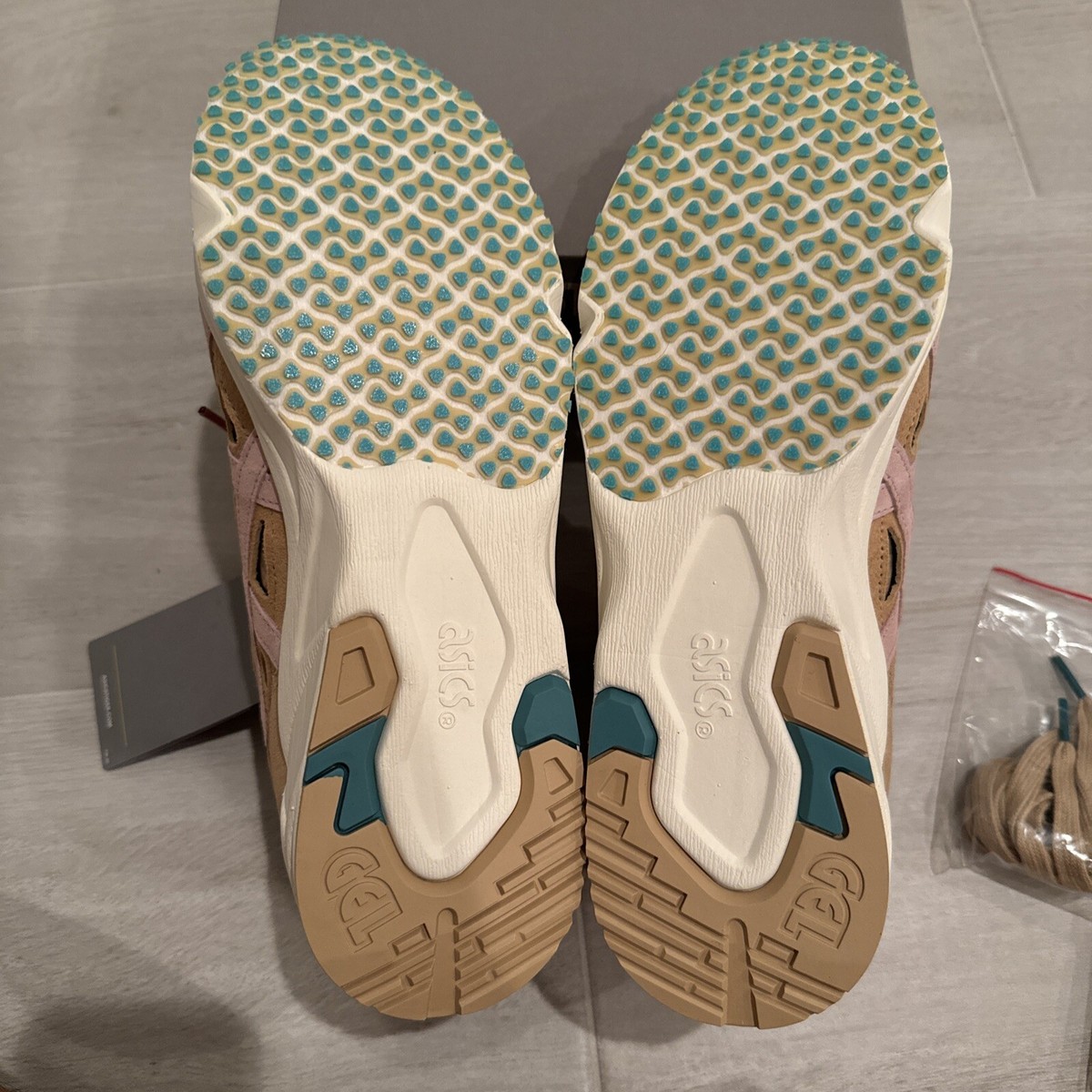 Asics X Asphaltgold Gel-DS TRAINER OG EVENING SAND / HOT PINK‎ H7LNK-1720 US 11 Shop Asics Asics Gel Ds Trainer 18 Rosas Asics X Asphaltgold  main image 4