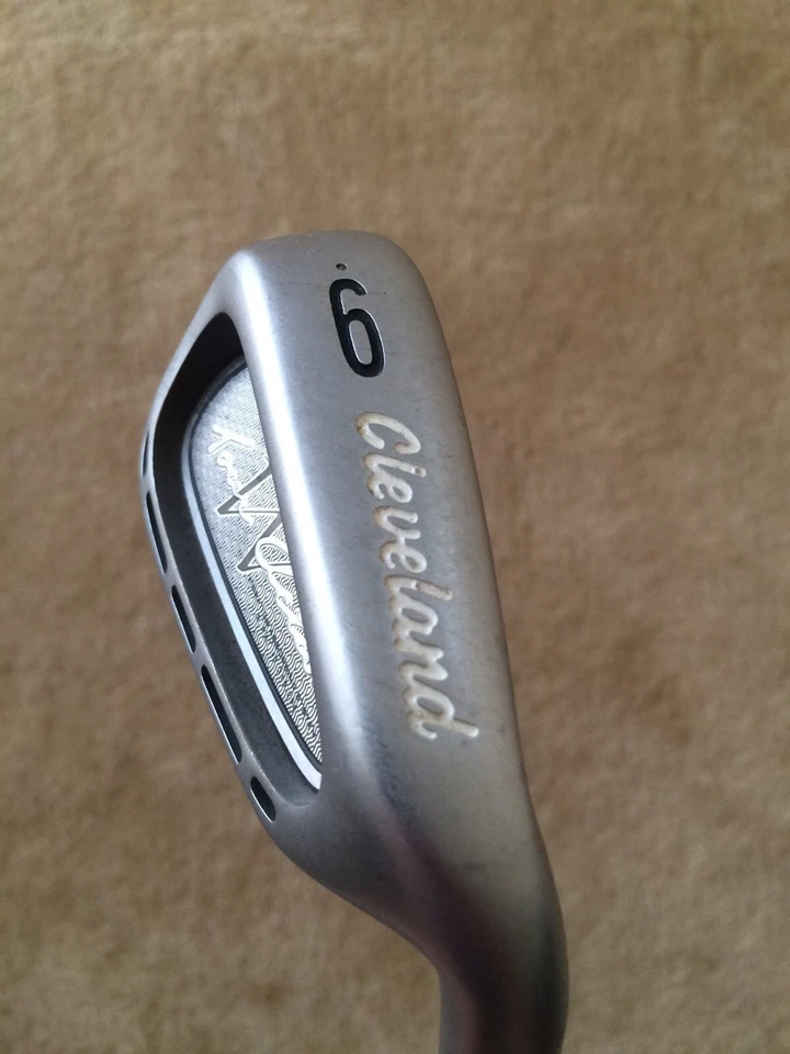 Ladies Cleveland Tour Action TA7 W Series 9 Iron Women's Flex Graphite Shaft - Image 2 of 4