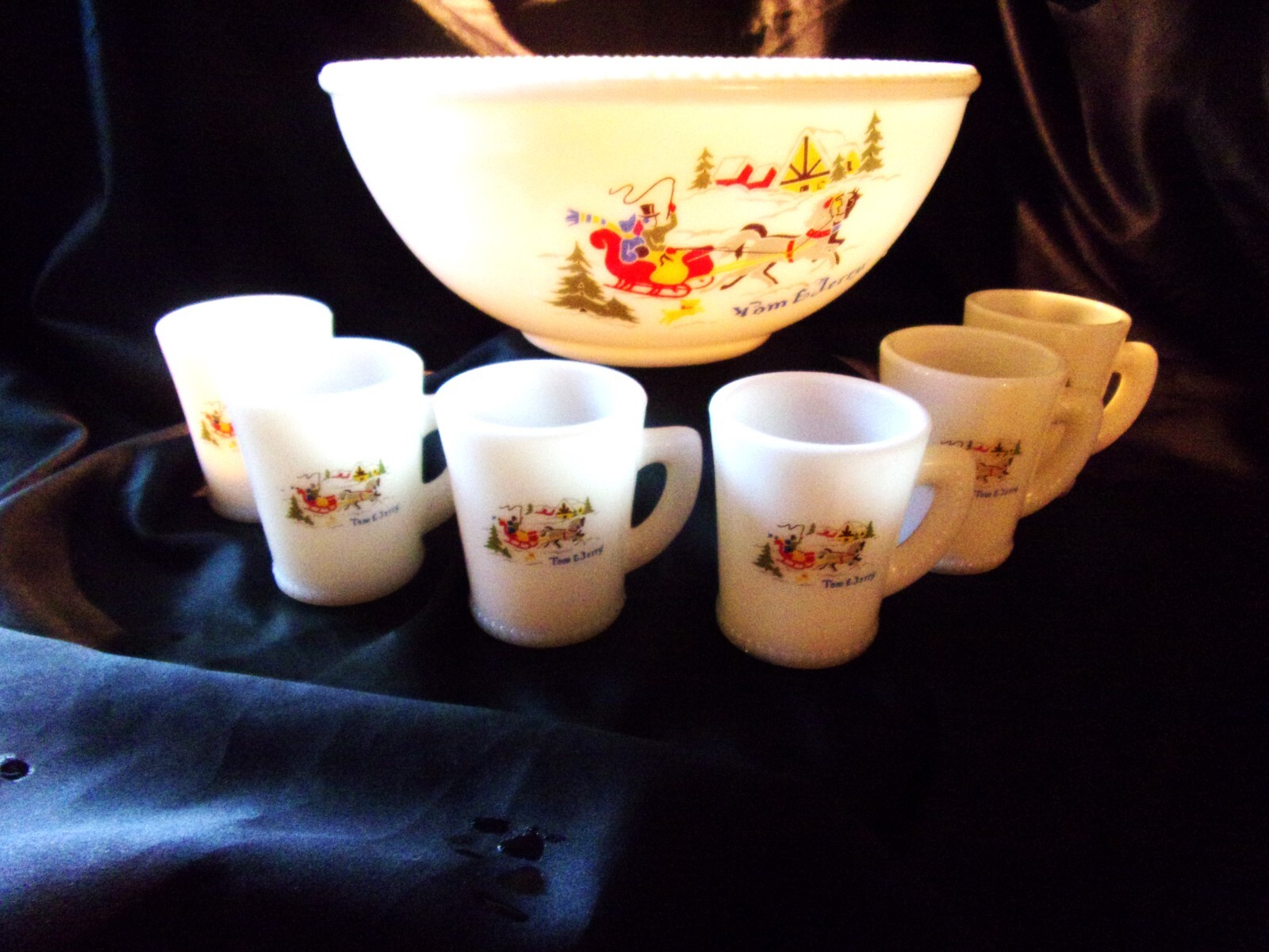 Vintage Tom and Jerry Punch Bowl Set eBay