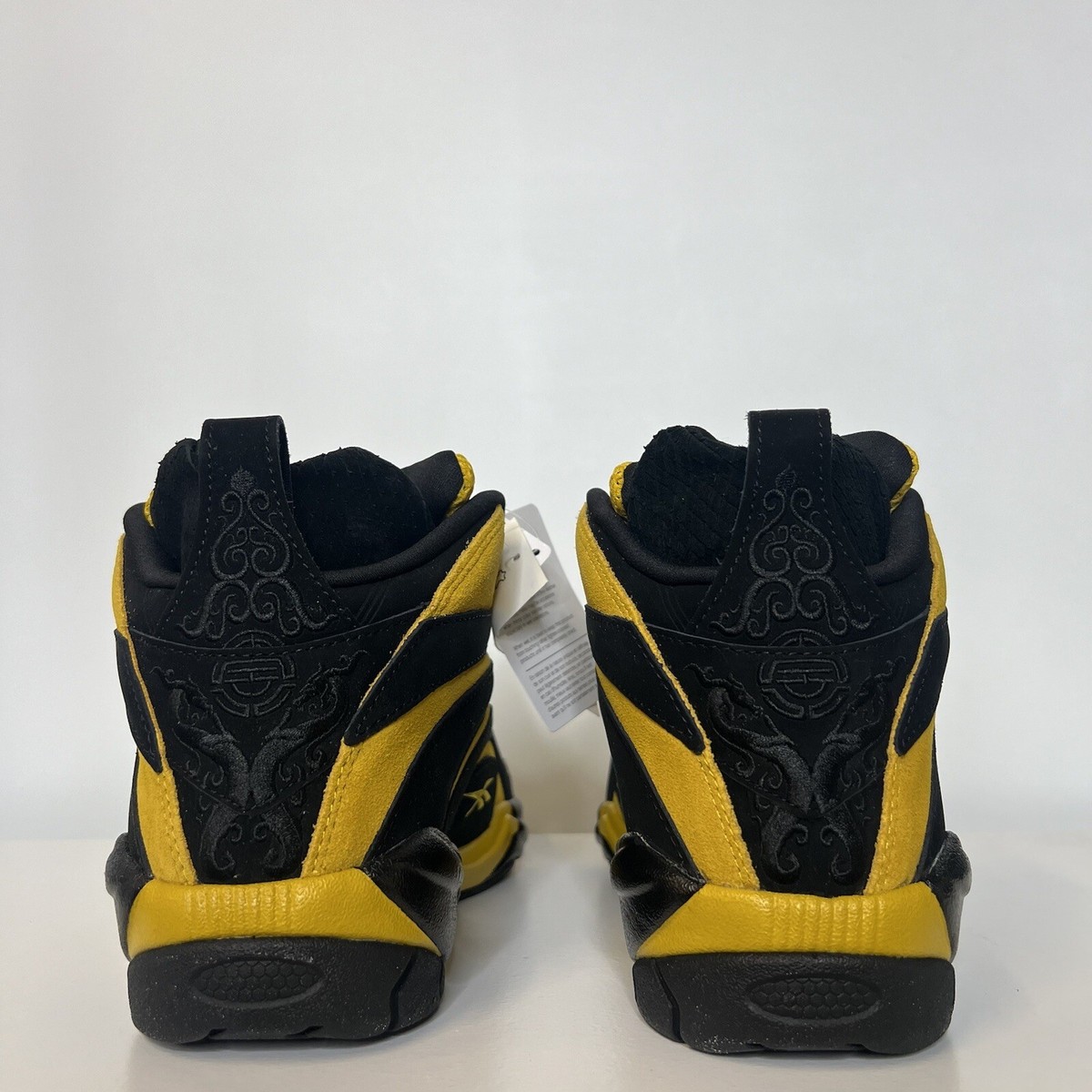 New Reebok Shaqnosis Minion Shaq Fu Basketball Shoes FX3343 New Reebok Shaqnosis Minion Shaq Fu Basketball Shoes FX3343