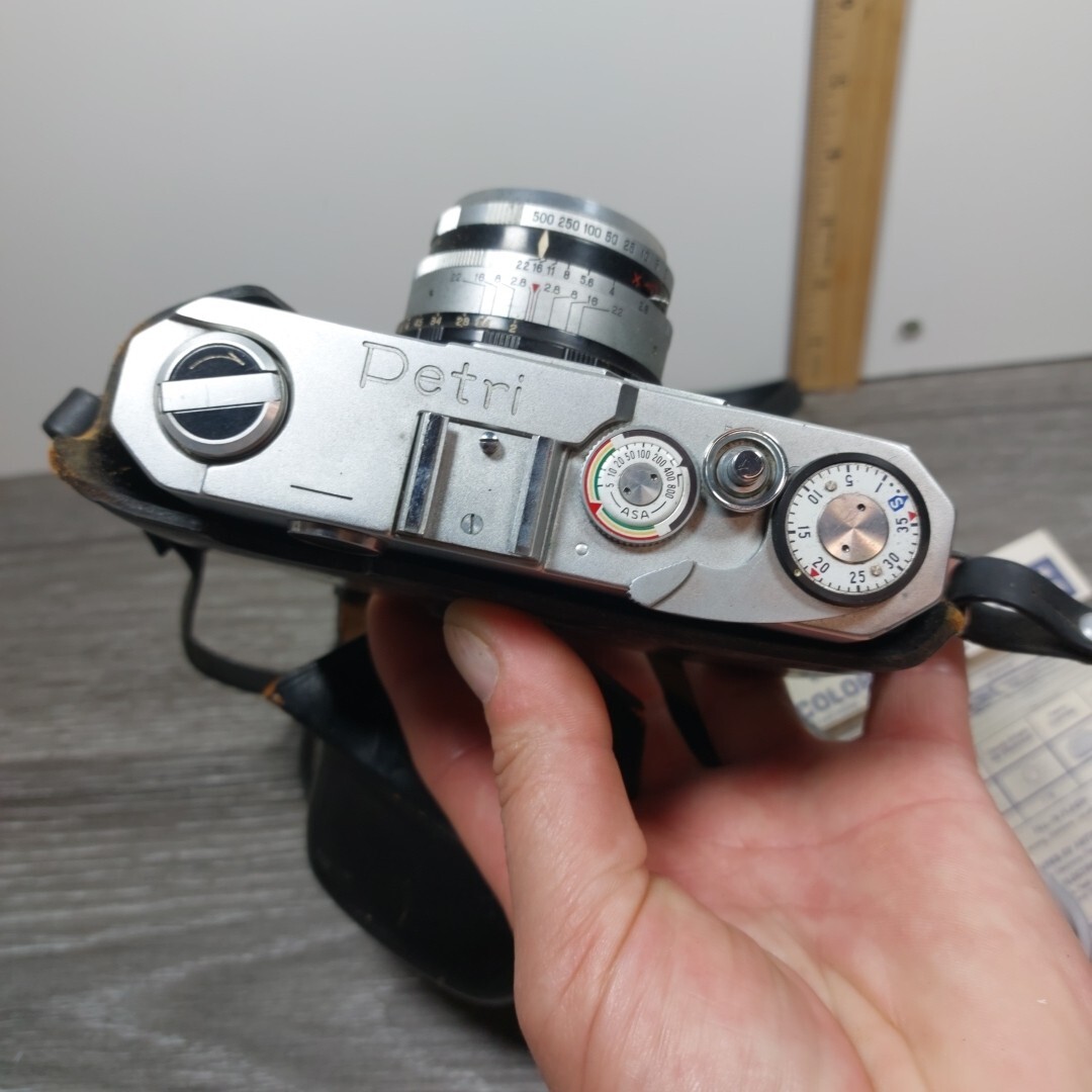 Vintage Petri 2.8 Color Corrected Super 35mm Rangefinder