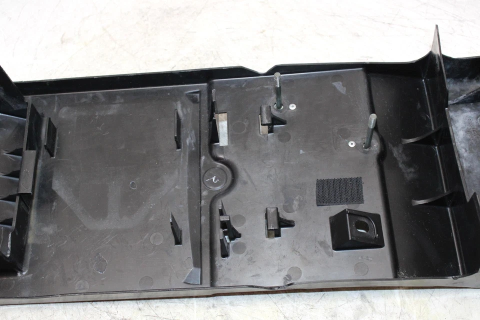 Kawasaki Ninja Zx10r Zx1000c 2005 parte trasera trasera bandeja de batería de plástico Foto 3 de 4