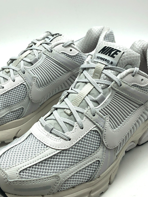 NEW* Men NIKE ZOOM VOMERO 5 VAST GREY/BLACK-SAIL (BV1358 001), Sz