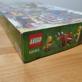 Lego Castle Fantasy Era Medieval Market Village 10193 In 2009 Unopened Rare