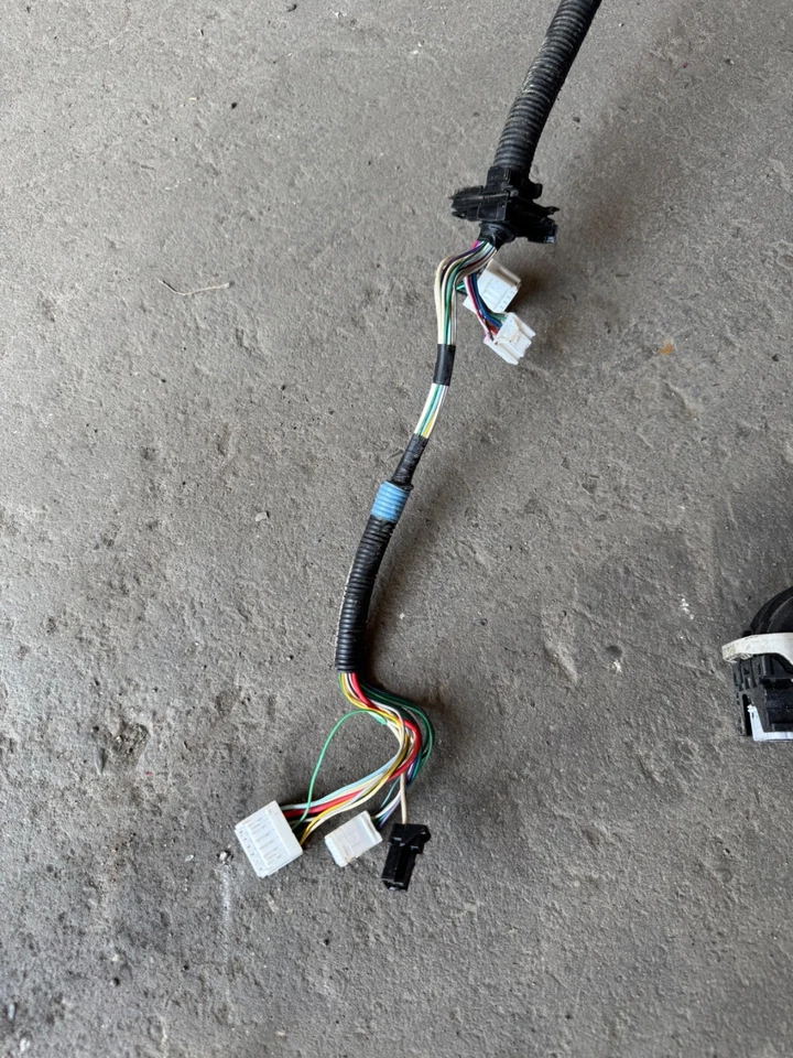 Arnés de motor Nissan Pathfinder 2018 3,5 L automático 4x4 tracción delantera OEM Foto 3 de 4