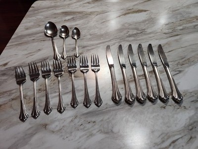 16 Pieces Oneida USA Stainless BANCROFT Knives, Salad Forks,Spoons,Teaspoon