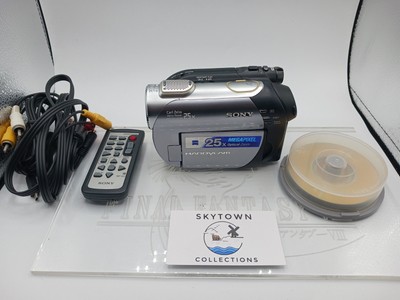 Sony DCR-DVD308 Camcorder HandyCam 25X MegaPixel Optical Zoom Untested 