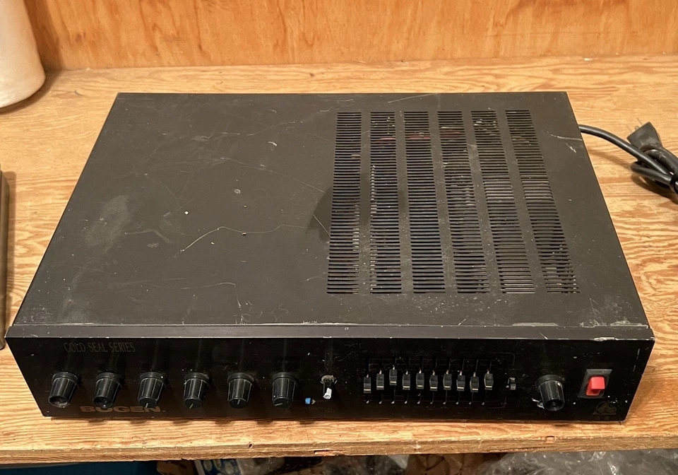 Bogen GS-35 Gold Seal series PA amplifier/mic mixer w/Aural Exciter - Image 4 of 4
