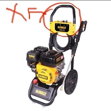 DEWALT 3400 PSI 2.5 GPM Gas Cold Water Pressure Washer w/DeWalt 210 Engine READ