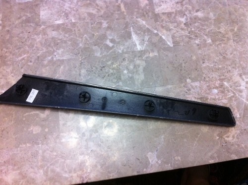 MERCEDES BENZ C 320 2002 FRONT RIGHT DOOR PANEL TRIM MOLDING 2037200422 OEM - Bild 5 von 5
