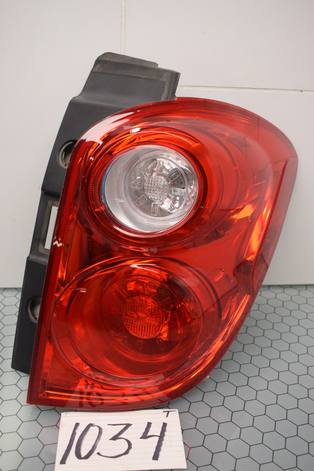 10 11 12 13 14 15 Equinox PASSENGER Side Tail Light Used Rear Lamp #1034-T
