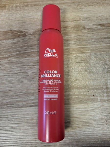 Wella Invigo Color Brilliance Vitamin Conditioning Leave-In Mousse - 200 Ml-image