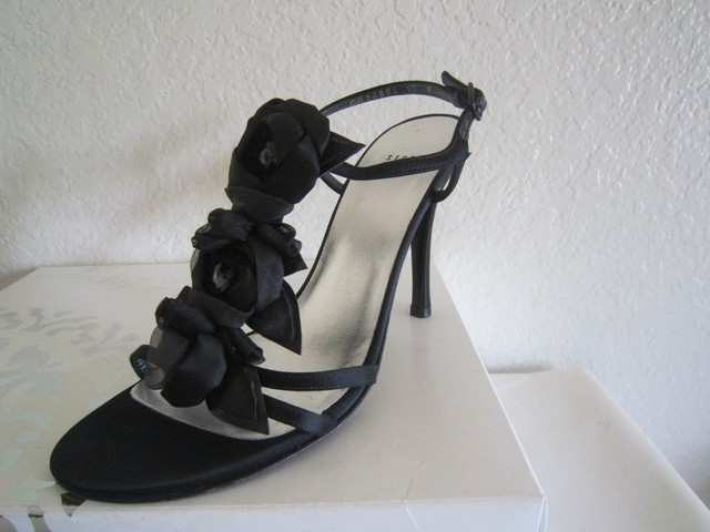 Stuart Weitzman Jardin Black Satin Sandals w/ Flowers Ornament Sz 10 M $395 | eBay
