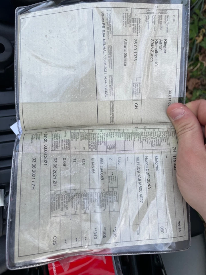 Honda CB125R Blau - gebrauchtes Motorrad - Bild 4 von 4