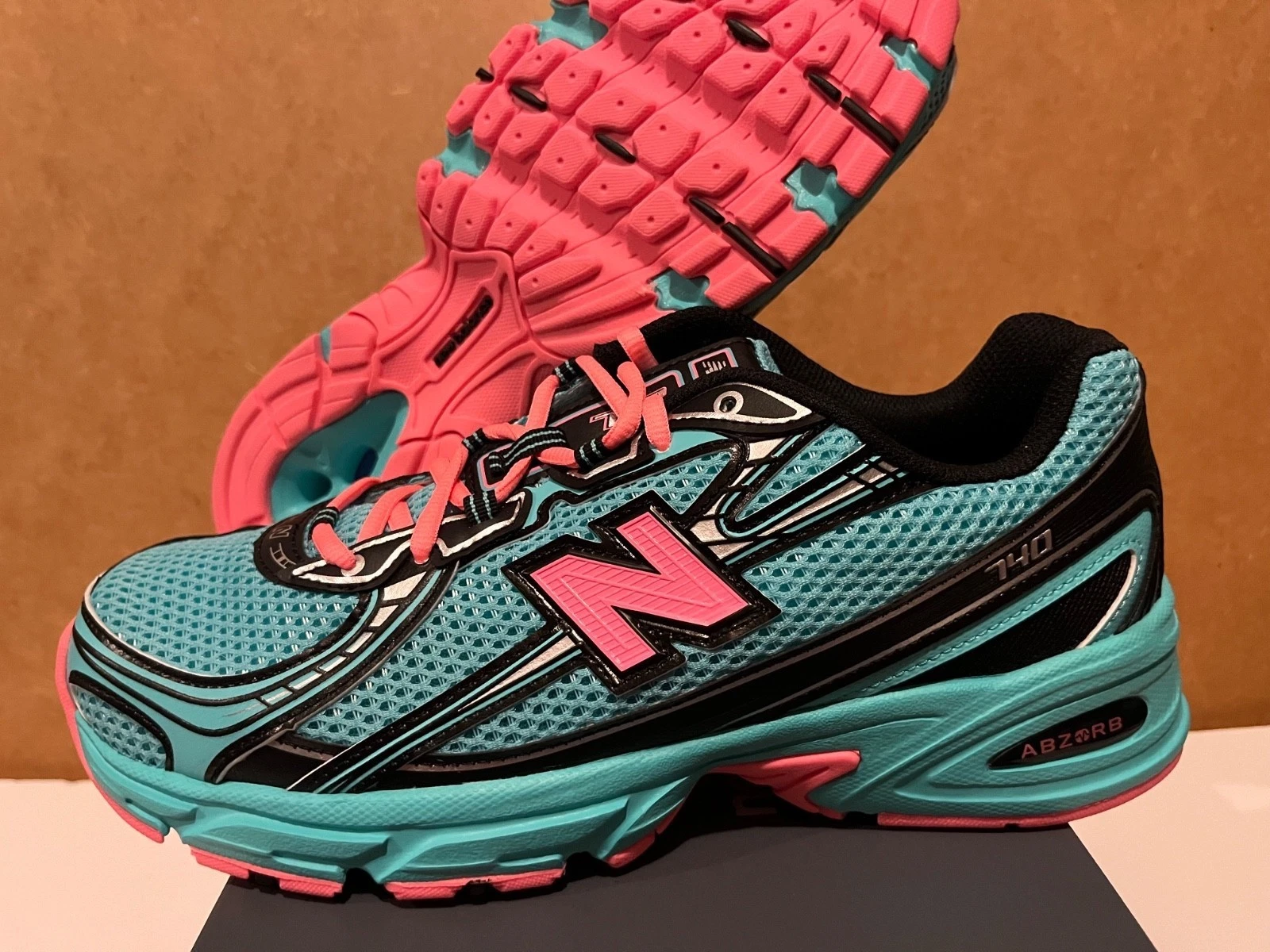 Wmns New Balance 740 Cyber Jade South Beach Miami Vice Blue Pink U740EG2 WIDE D