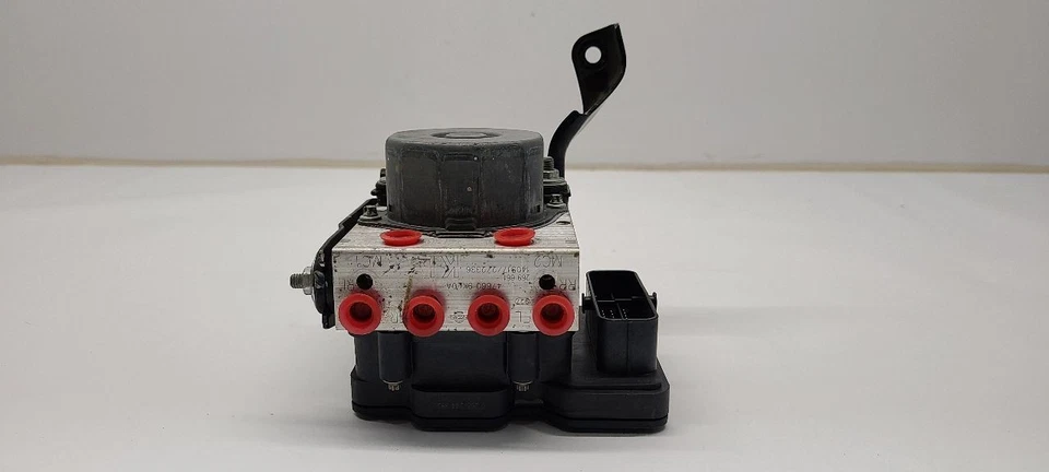 2015-2019 NISSAN VERSA Anti Lock Brake Part Assembly CVT Sedan - Image 3 of 4