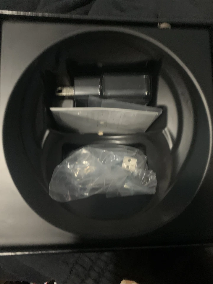 Samsung Wireless Charging Stand Fast Charge /Black EP-NG930 - Image 3 of 4