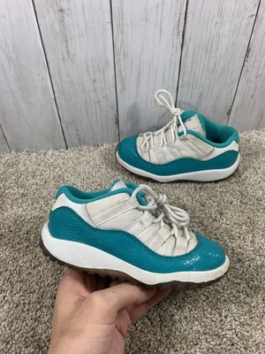jordan 11 low aqua safari