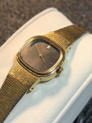 Seiko Gold Square Dress Watch with Crystal Accent Womens Amazon.com: SEIKO Essentials : Clothing, Shoes & Jewelry main image 4