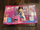 Vintage Mattel 1995 Fun On The Go Beauty Parlor Barbie Doll Play Set Sealed